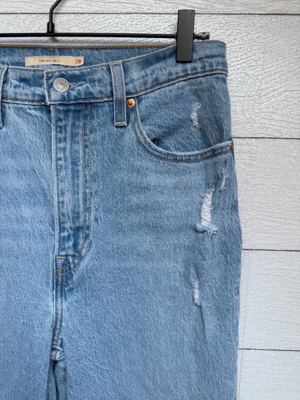 Levis Premium Ribcage Bell High Rise Flare Bell Bottom Jeans Light Wash Size 28 - Picture 4 of 11